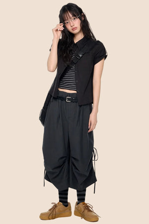 Pleated Wide-Leg Cropped Pants