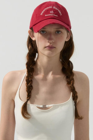 Red Duck Tongue Cap