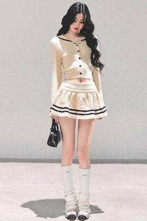 Red Evening Breeze Knitted Sweater Set-Up