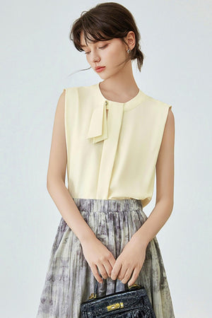 Refined Office Look Sleeveless Top