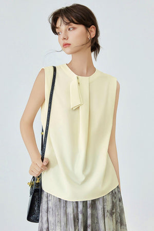 Refined Office Look Sleeveless Top
