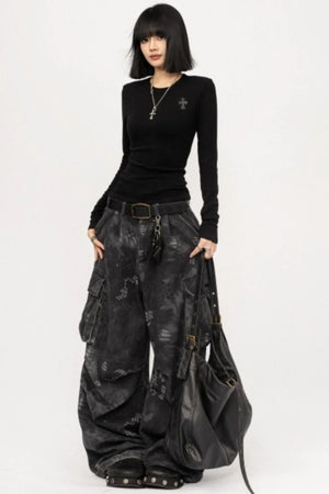 Retro Black Slim-Fitting Top