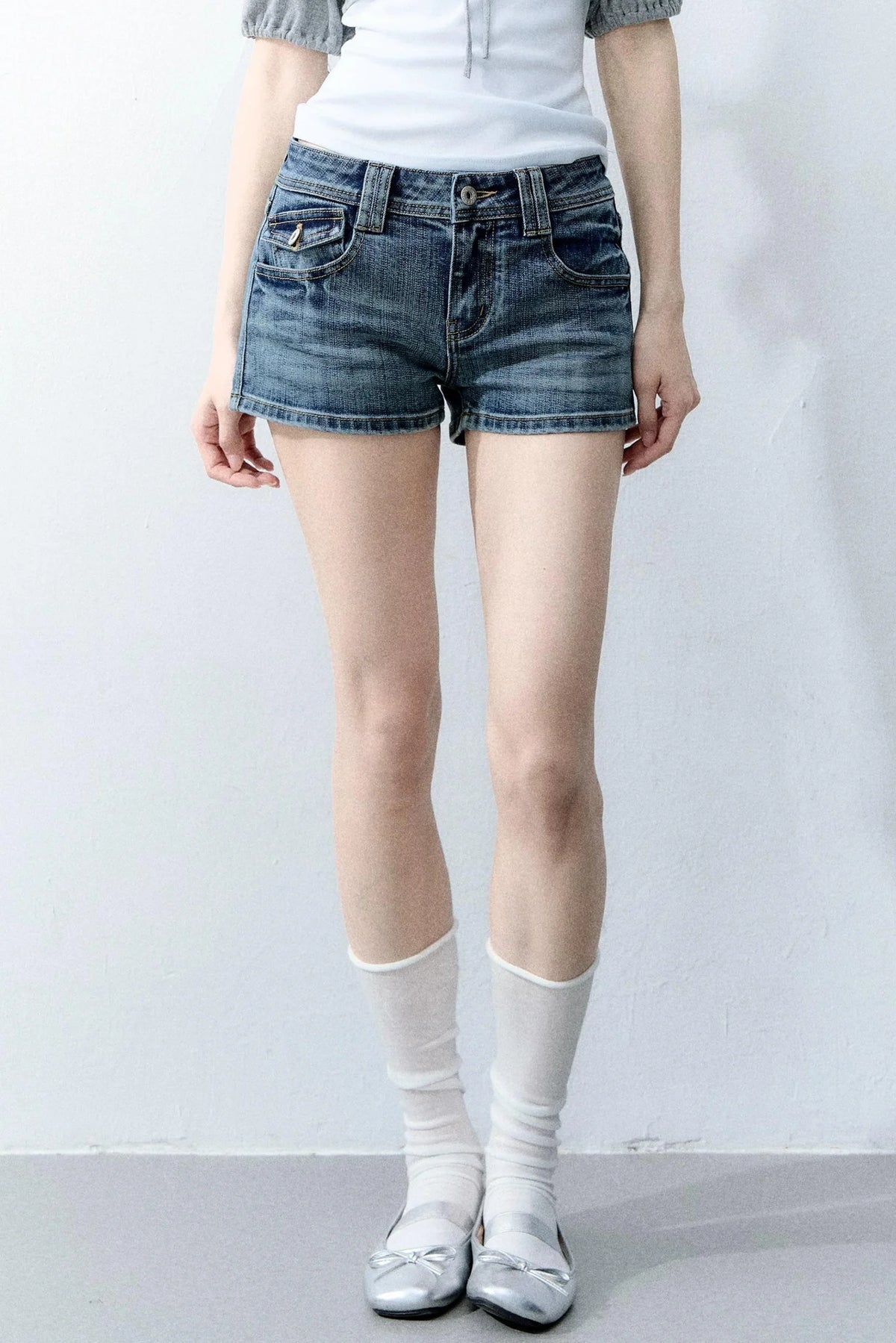 Retro Denim Straight-Leg Shorts