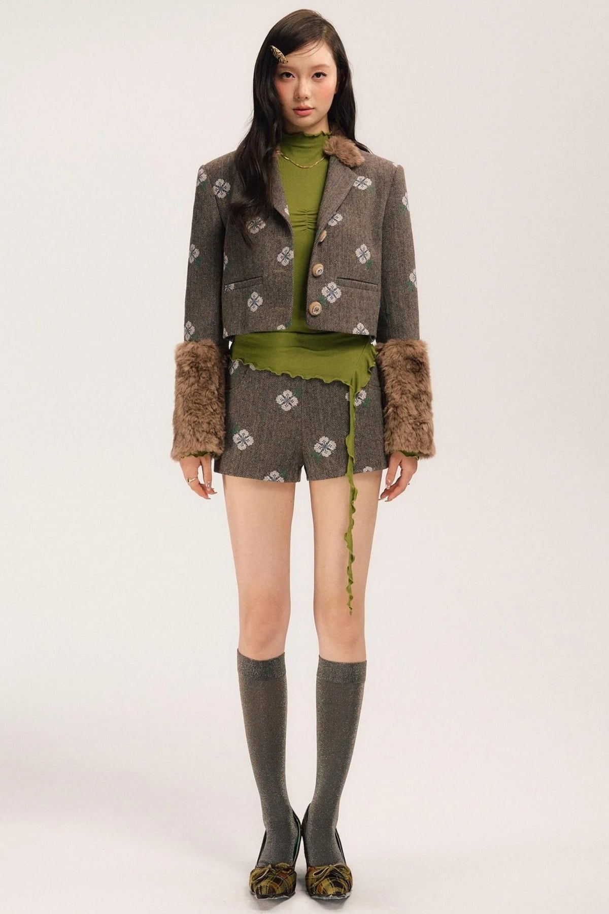 Retro Embroidery Tweed Fur Shorts Set-Up