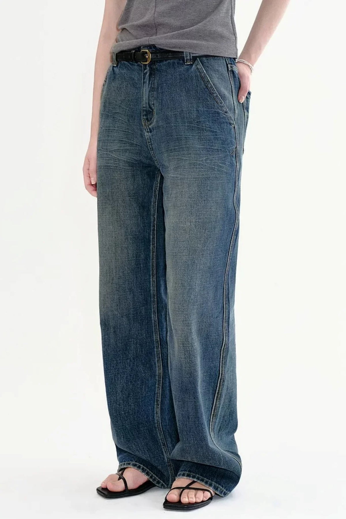 Retro High-Waisted Washed Wide-Leg Jeans