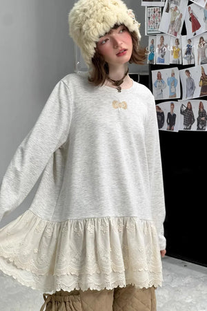 Retro Lace Knit Top
