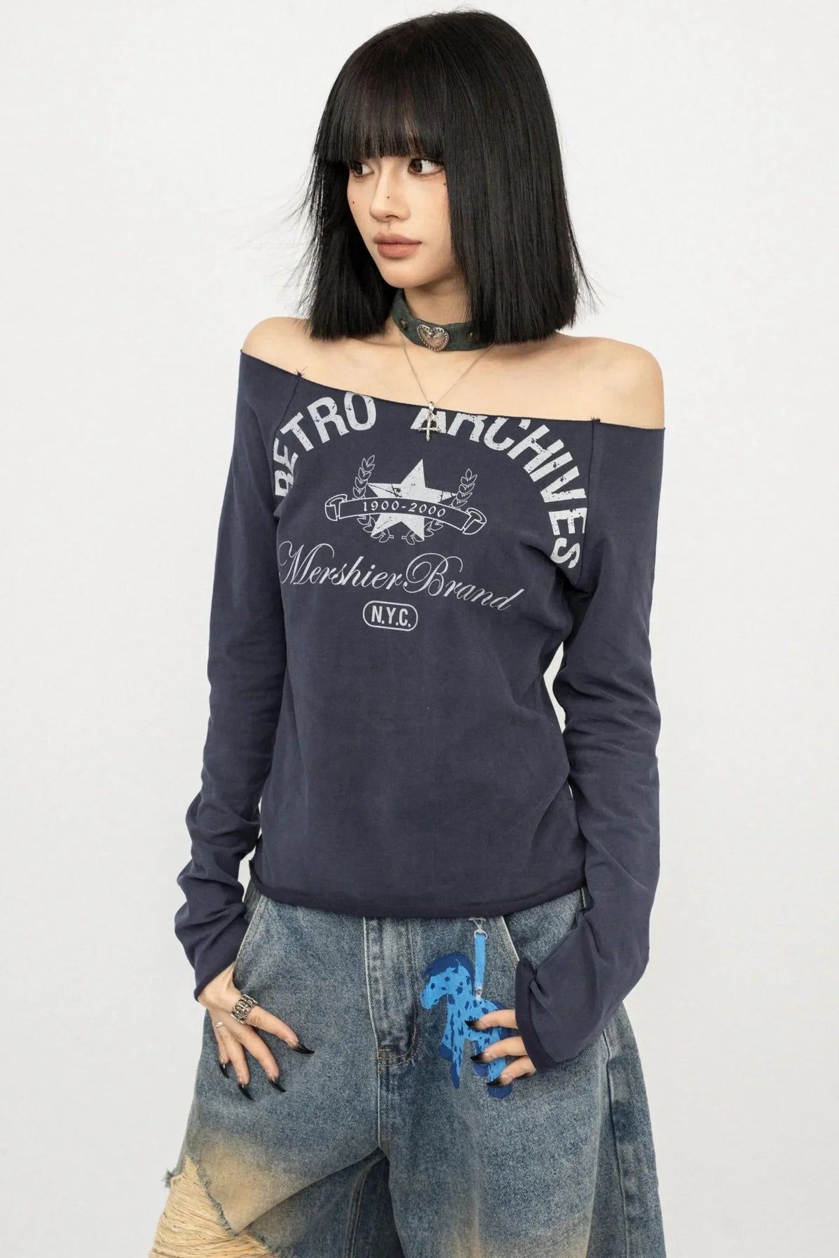 Retro Off-Shoulder Letter Top