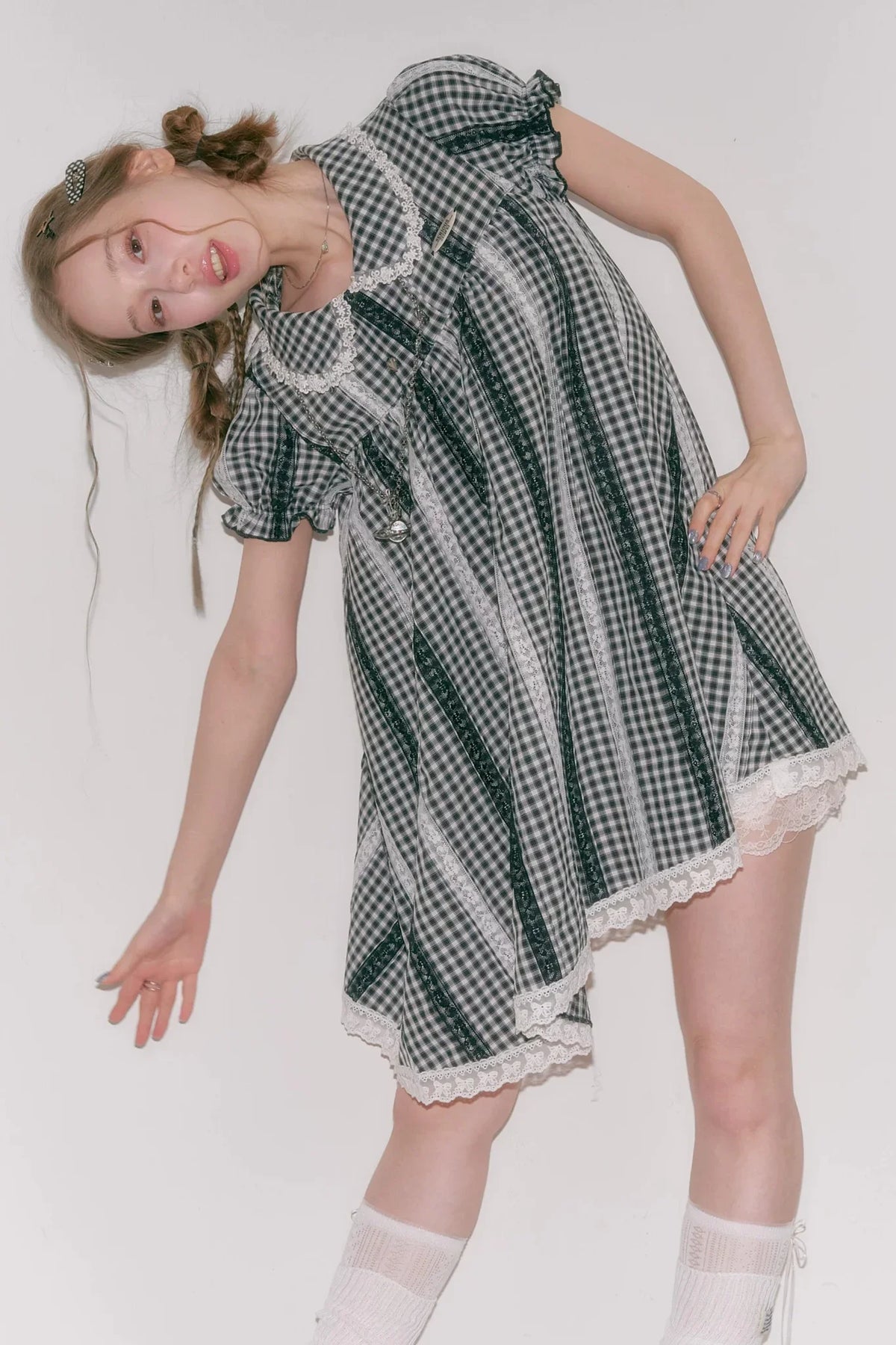 Retro Plaid Doll Collar Lace Dress