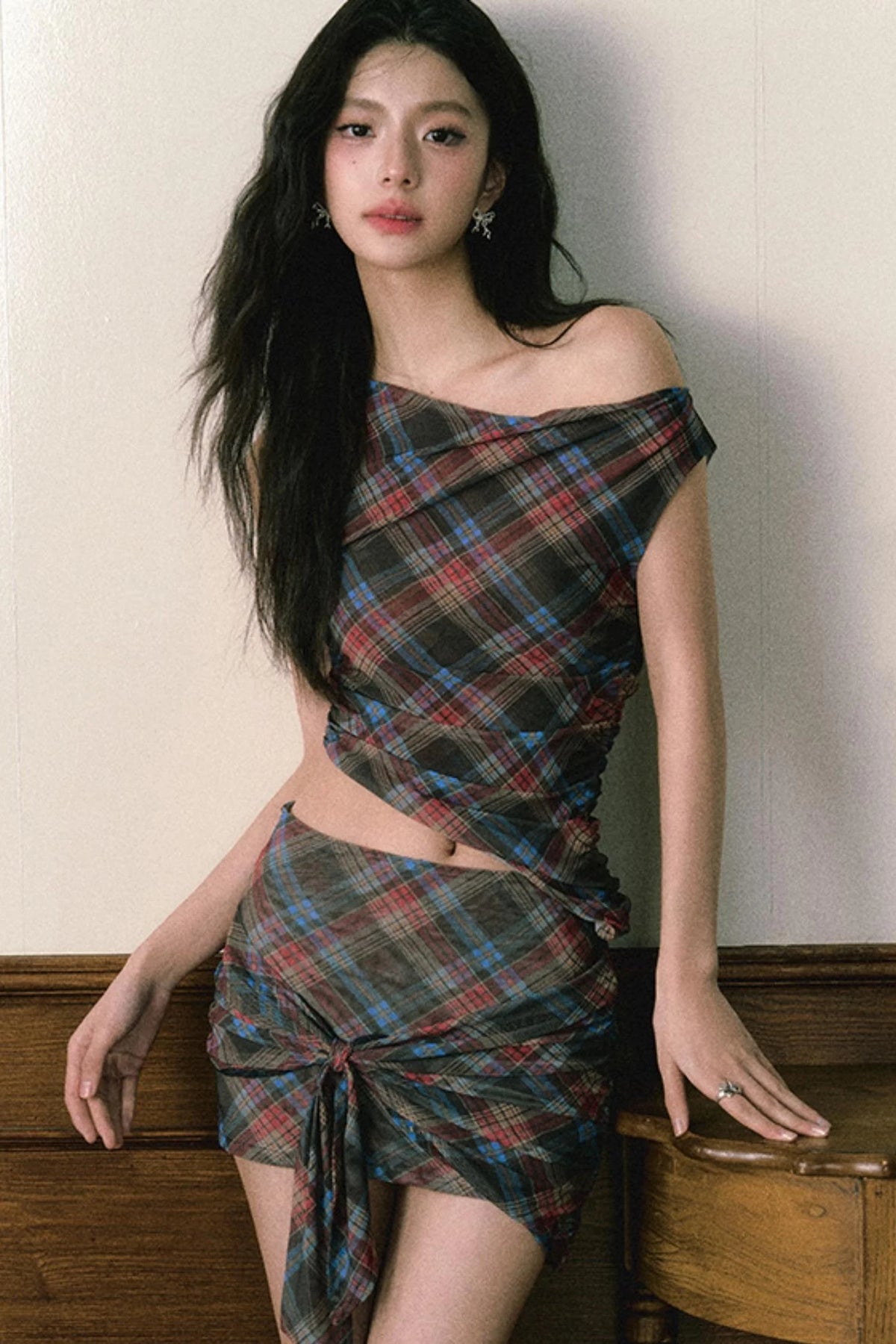 Retro Plaid Mesh Shoulder Wrap Skirt Set-Up