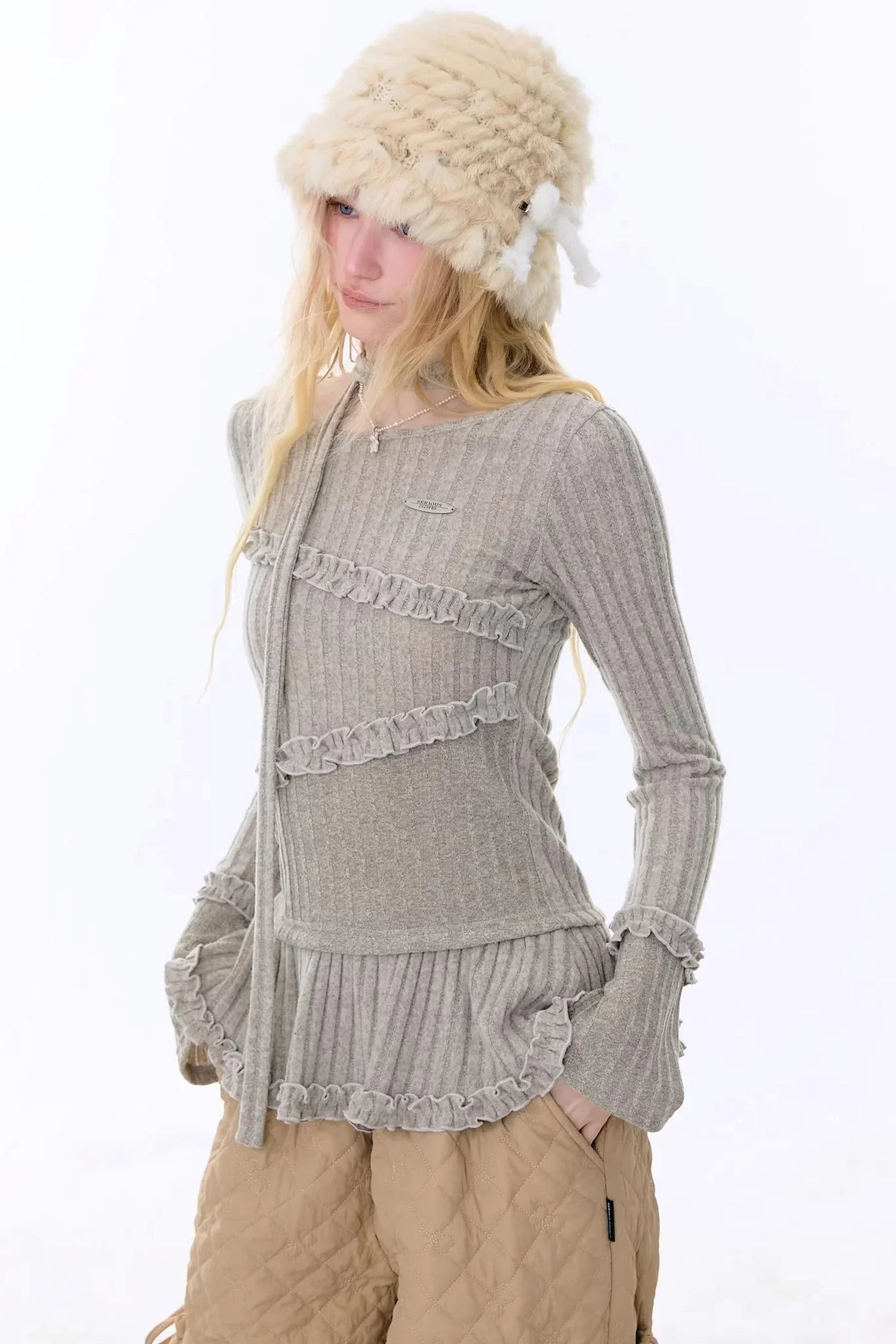 Retro Ruffled Knit Top