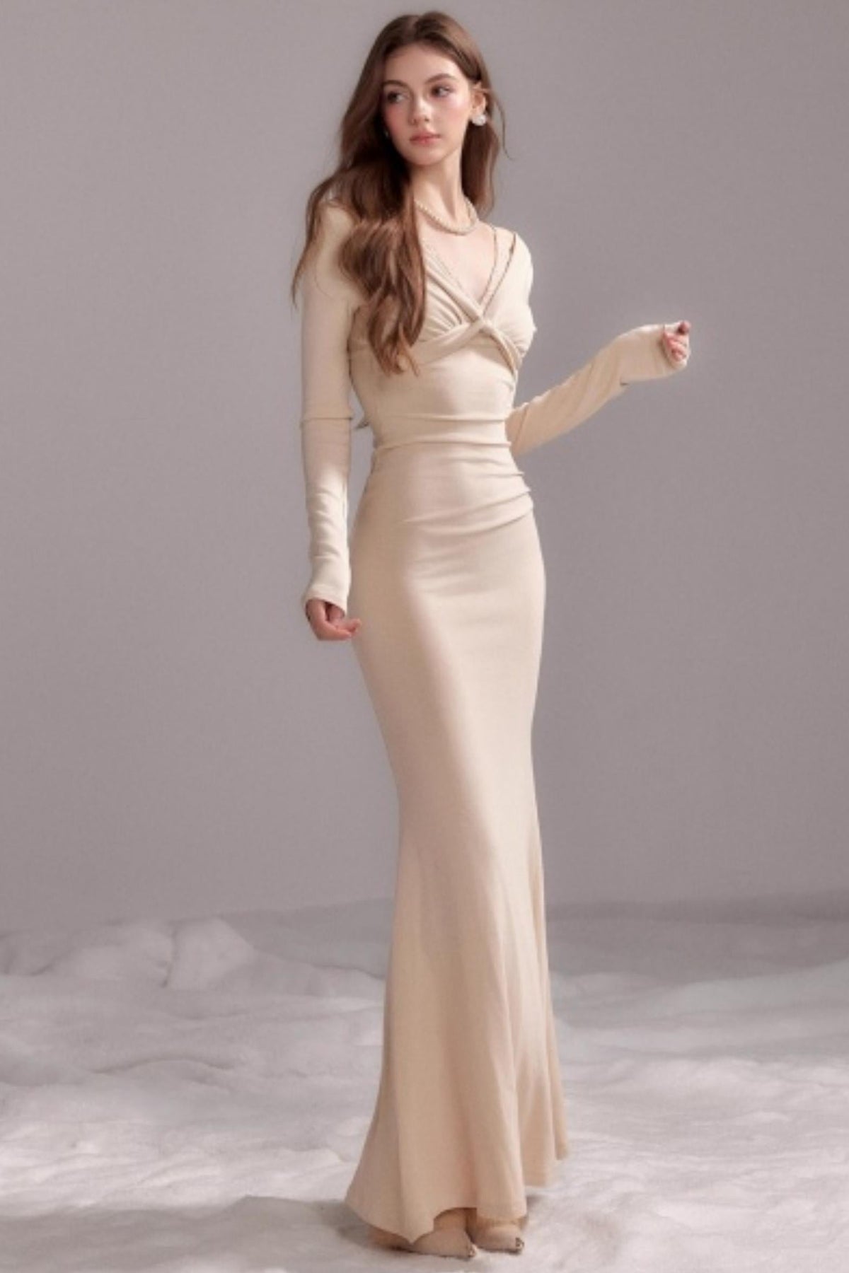 Roman V-Neck Curve Waist Slim Dress