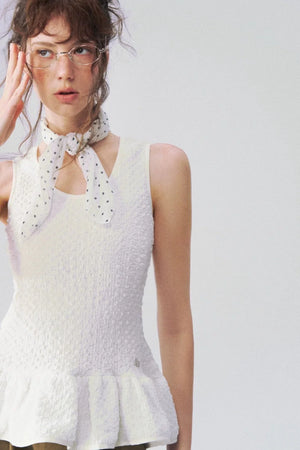 Ruffled Sleeveless Vest