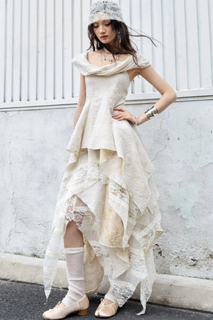 Sculpture-Like Twisted Collar Two-Piece Skirt Set-Up