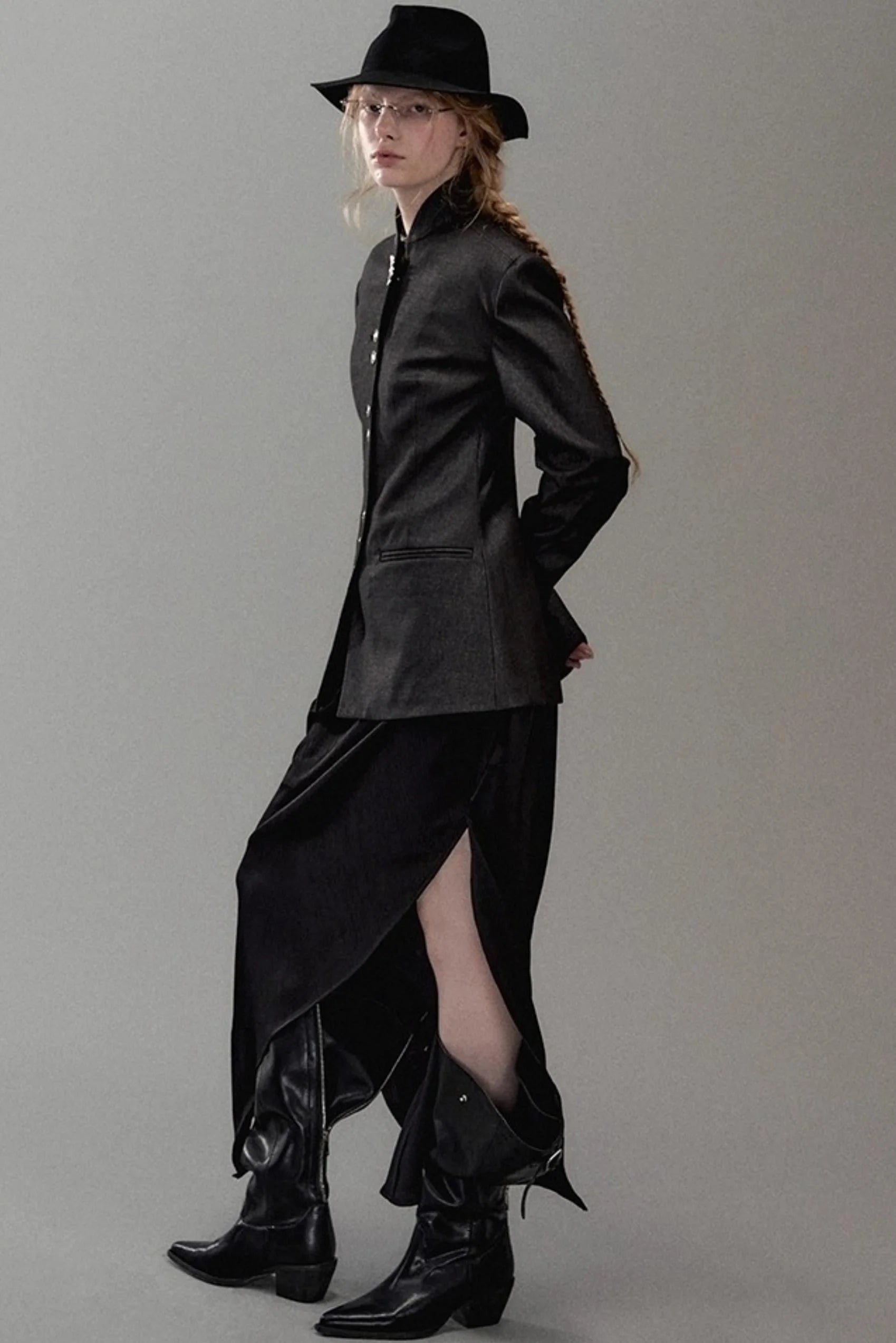 Shoulder Cut Moon Marks Blazer