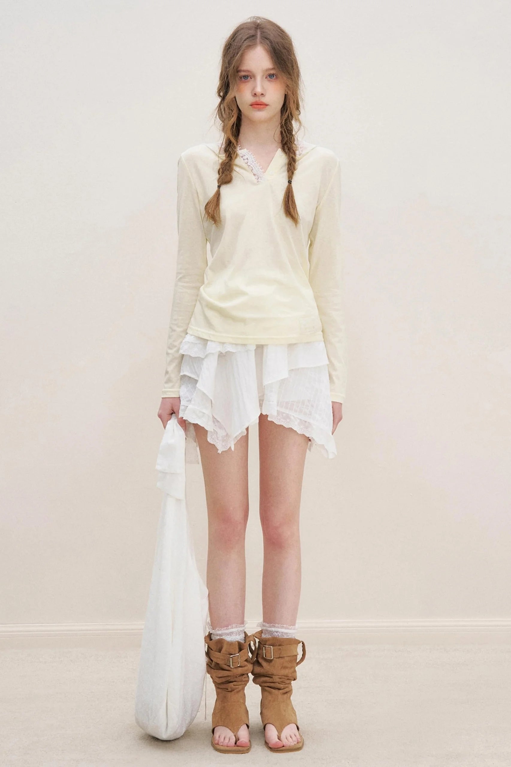 Shoulder Line Blouse