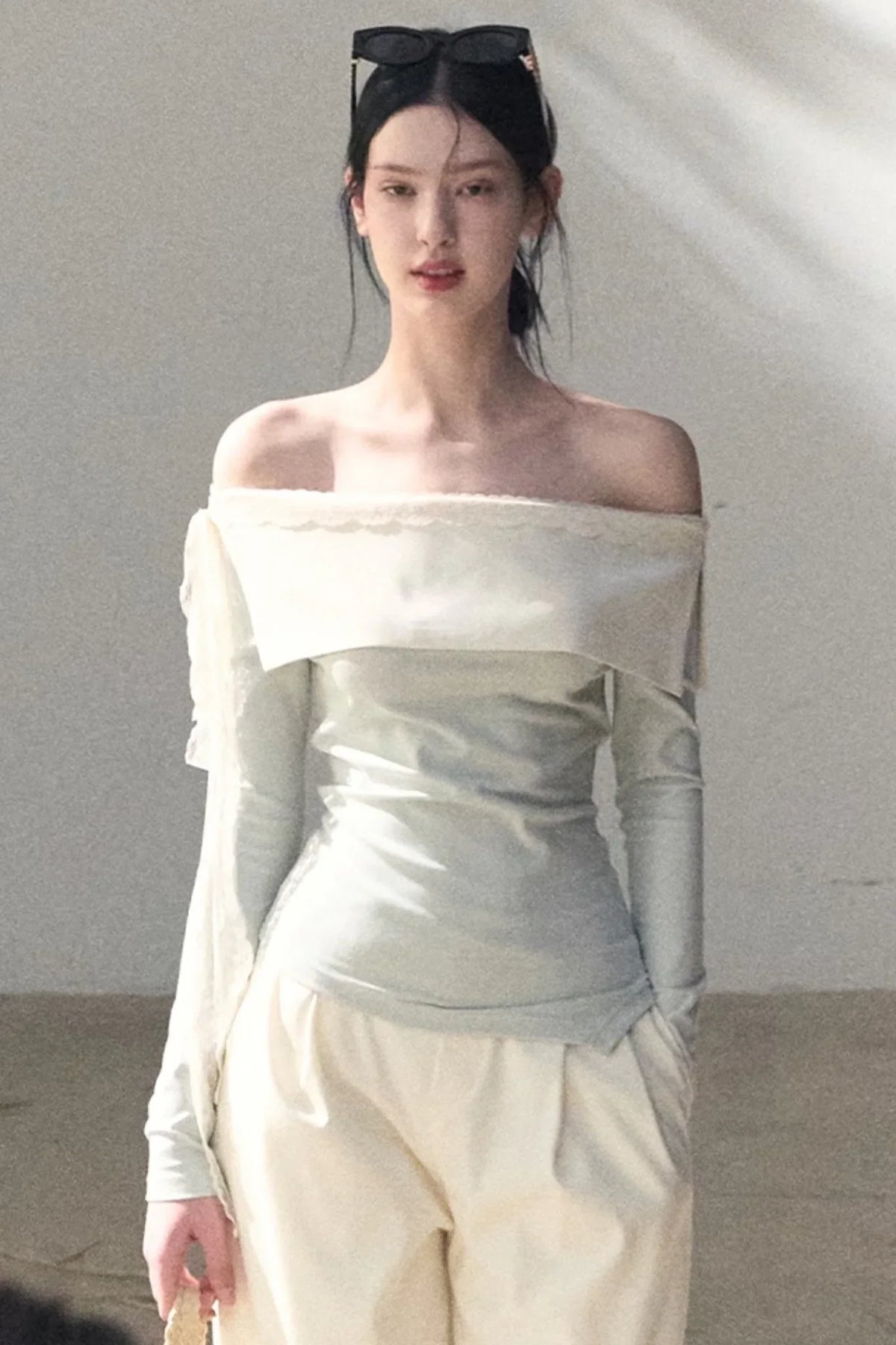 Sicilian Lace Knit Top Pants Set-Up