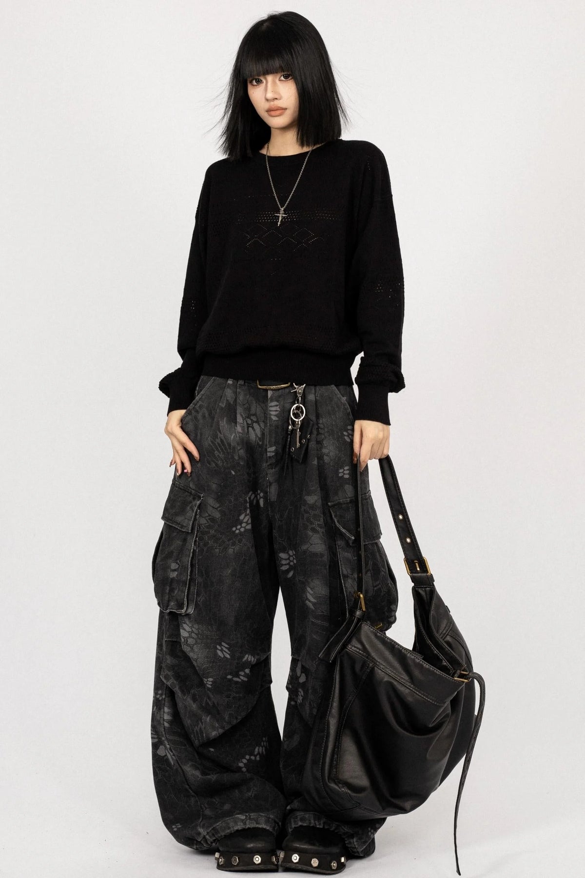 Simple Black Knitwear Sweater