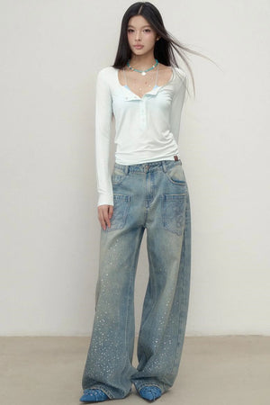 Simple U-Neck Tee