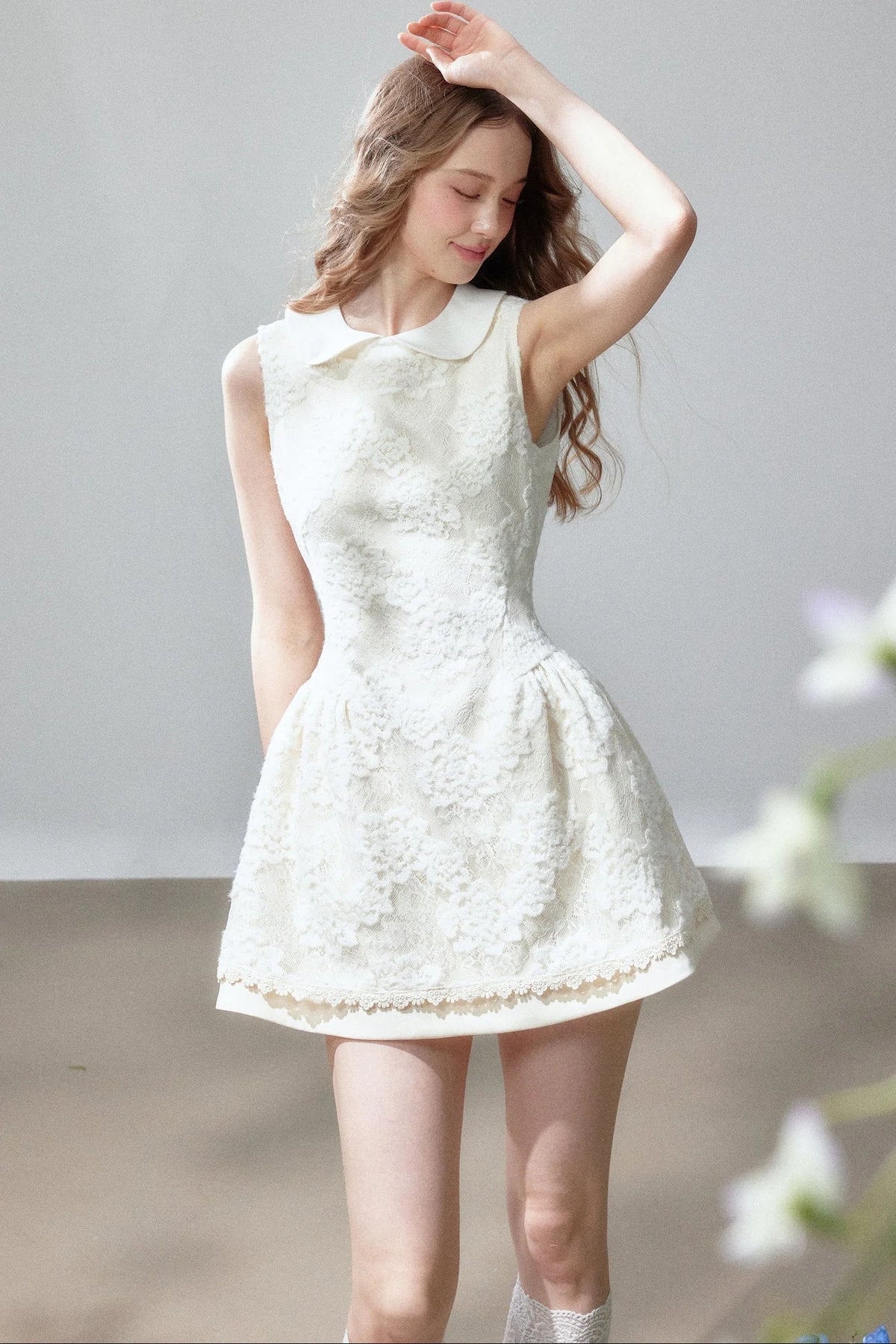 Sleeveless Doll Collar Dress