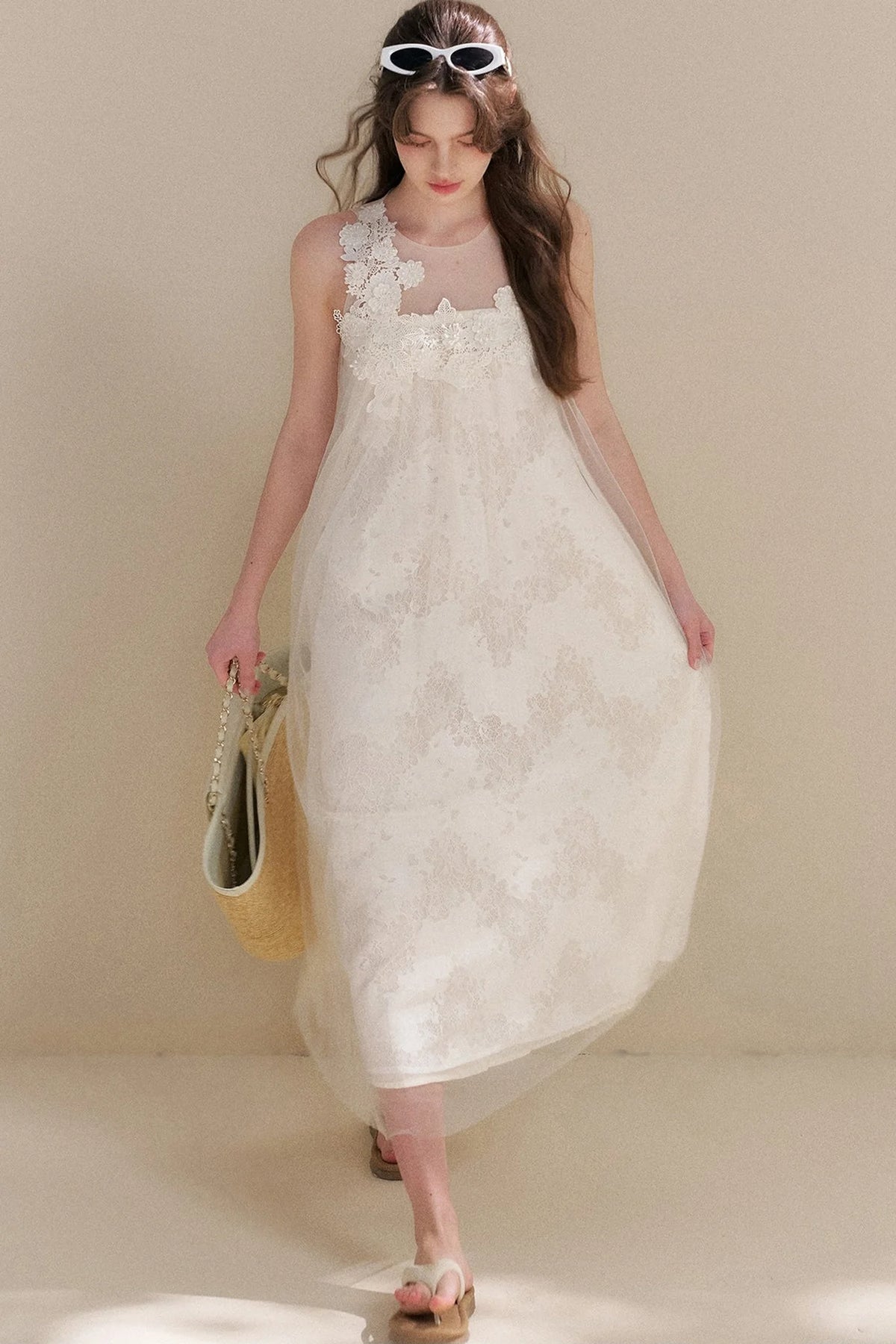 Sleeveless Floral Lace Dress