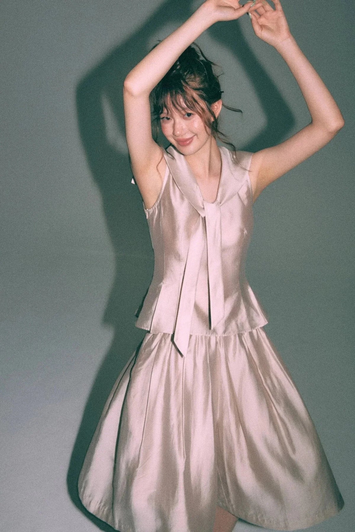 Sleeveless Sailor Collar Shirt and Pleated Pants Set-Up