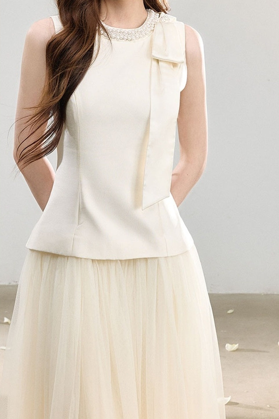 Sleeveless Waist-Cinching Tulle Skirt Dress