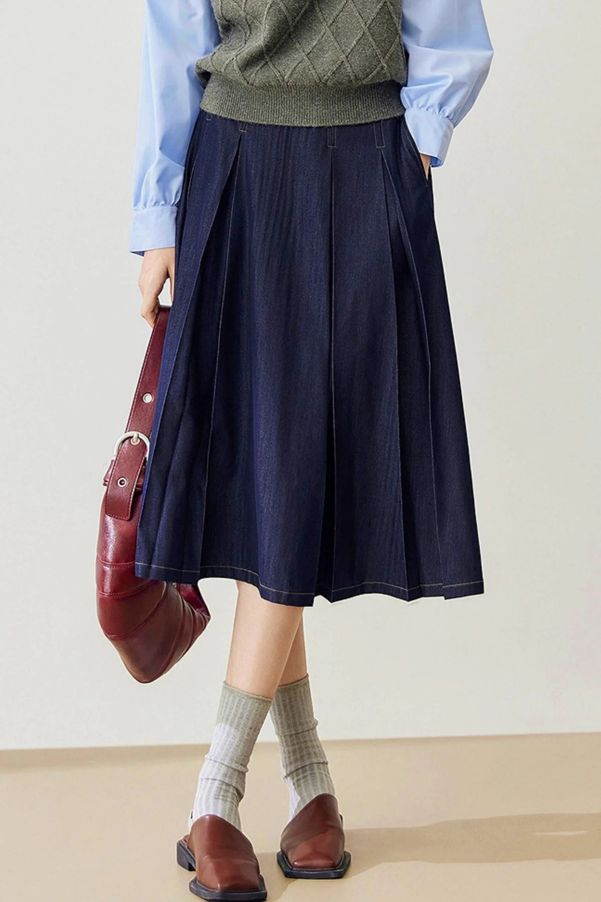 Slim A-Line Retro Denim Skirt