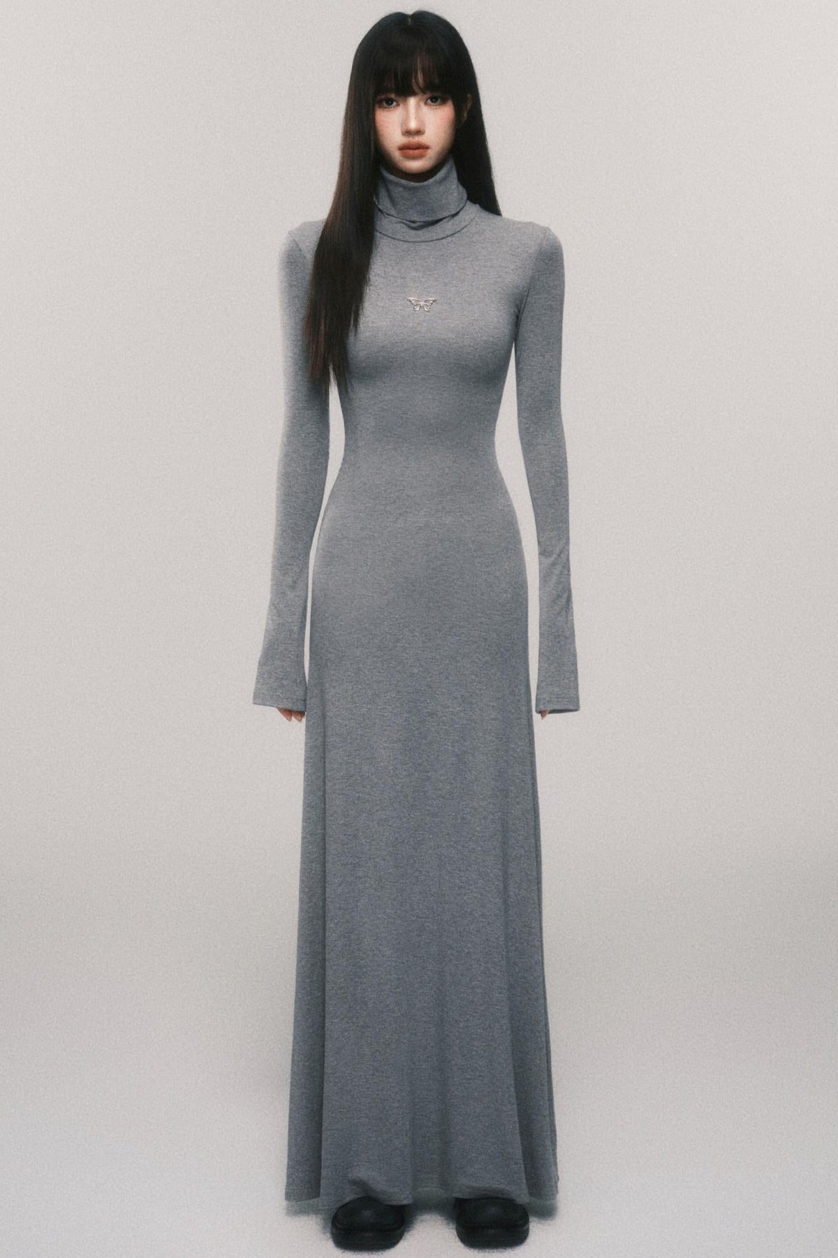 Slim Fit Bell Sleeve Midi Dress