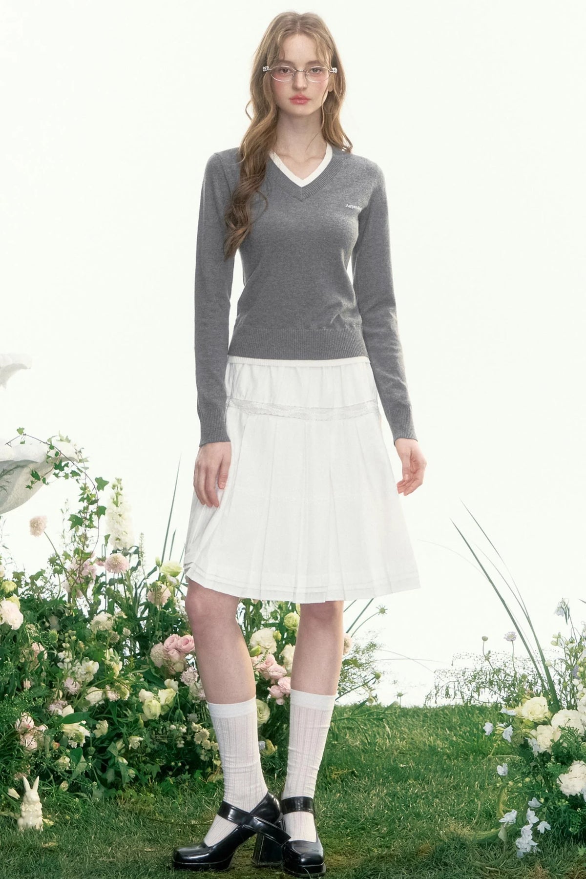 Slim Waist Long-Sleeved Knit Sweater
