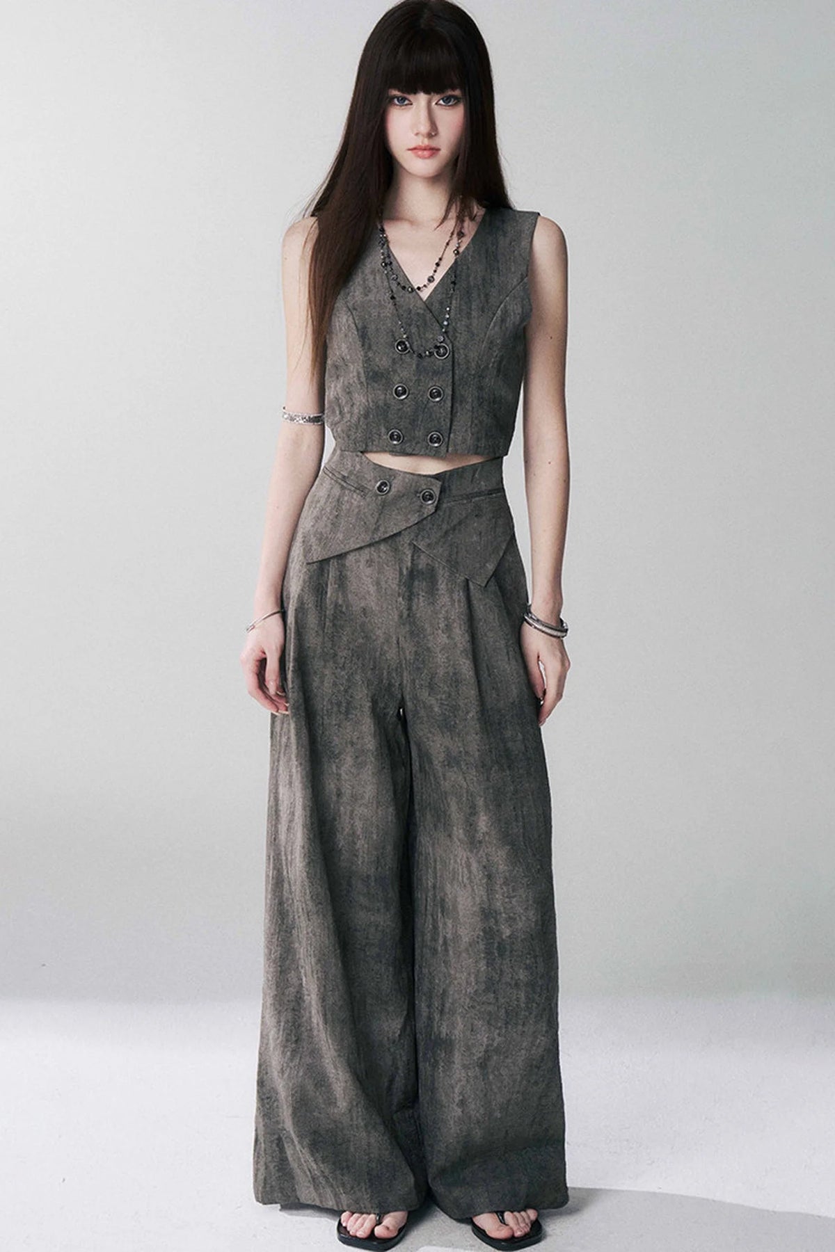 Sophisticated Summer Vest Set-Up