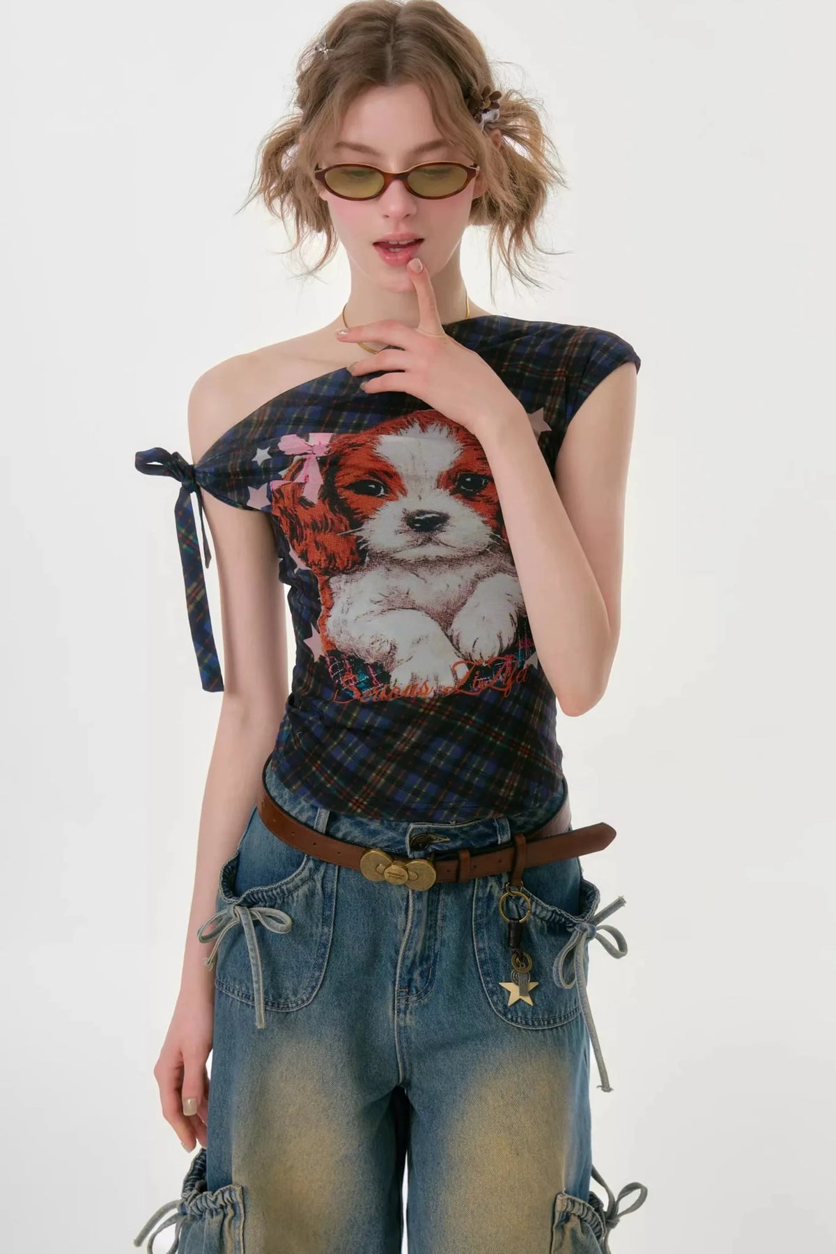 Star Dream Off-Shoulder Plaid T-Shirt
