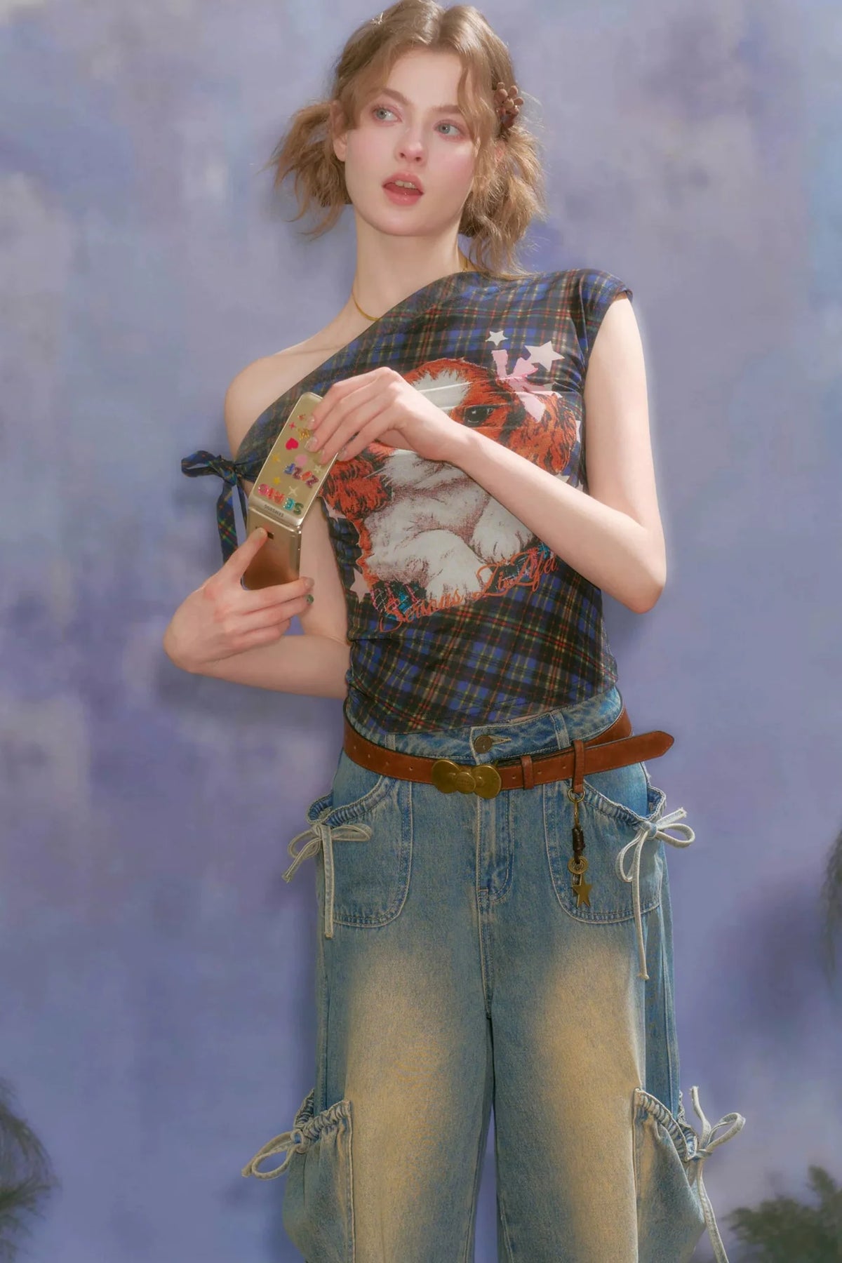 Star Dream Off-Shoulder Plaid T-Shirt