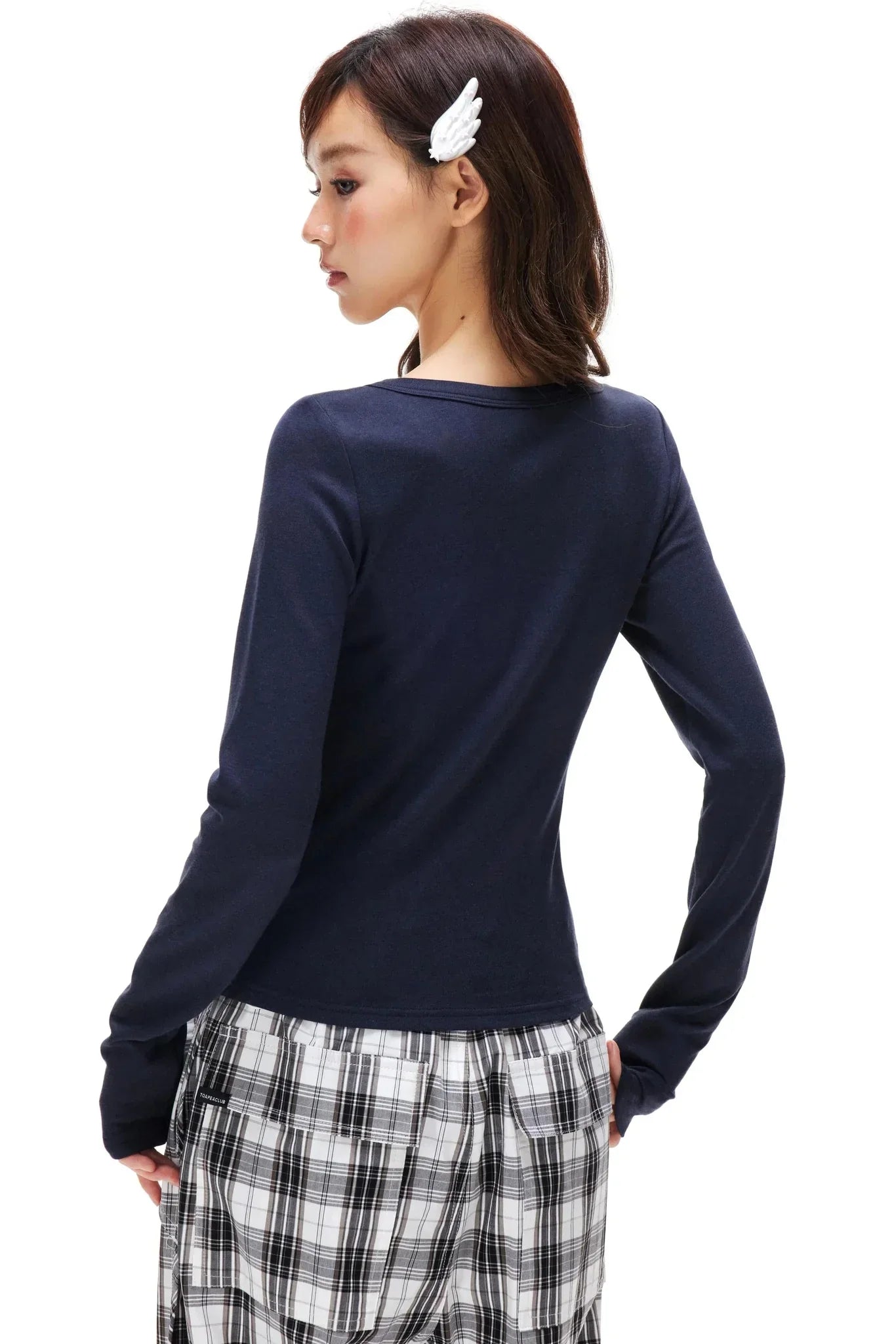 Star Shell Button Knitted Top