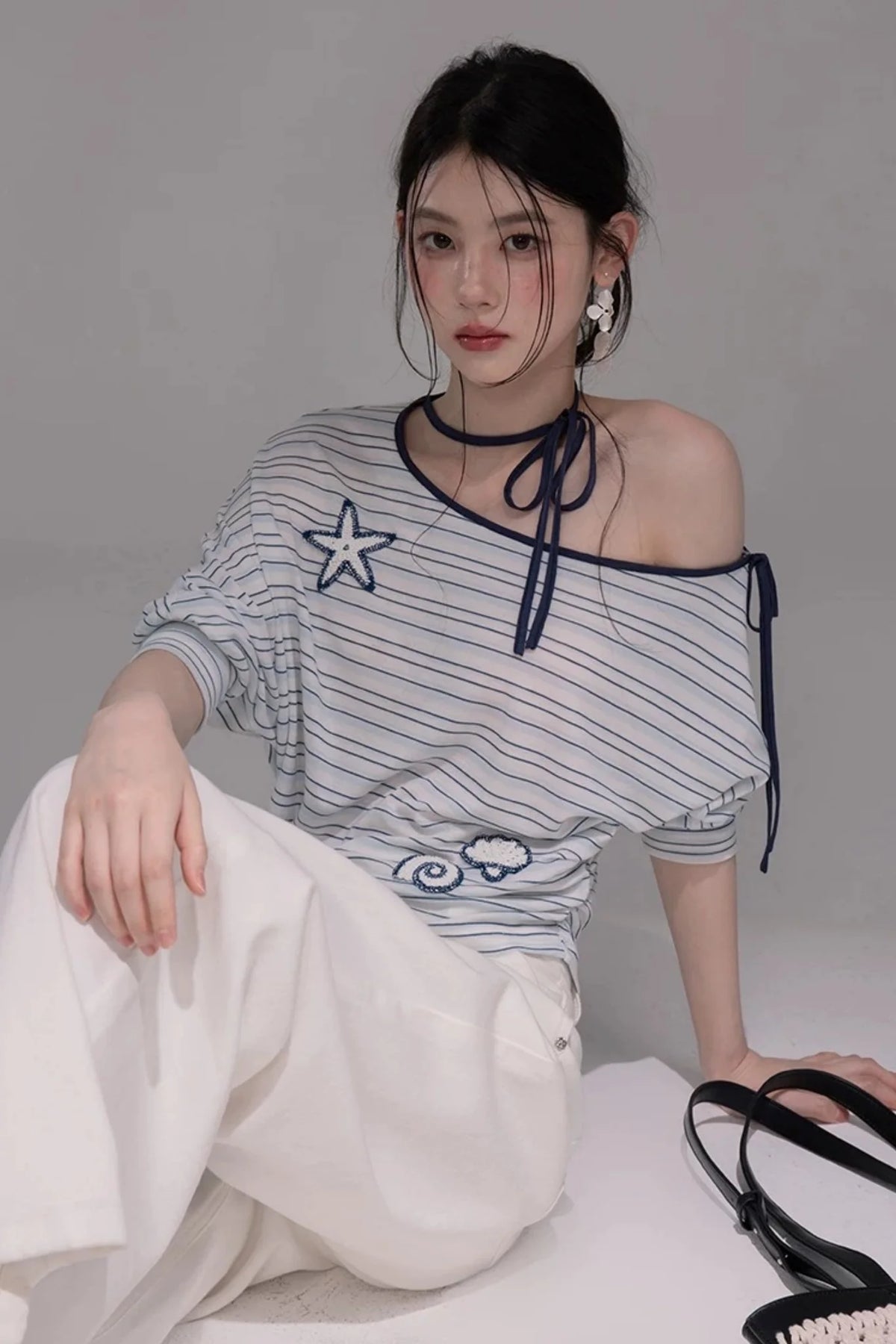 Starfish Off-Shoulder Tee