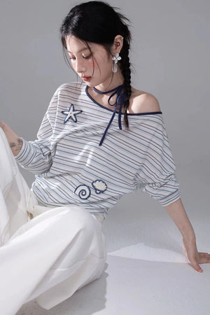 Starfish Off-Shoulder Tee
