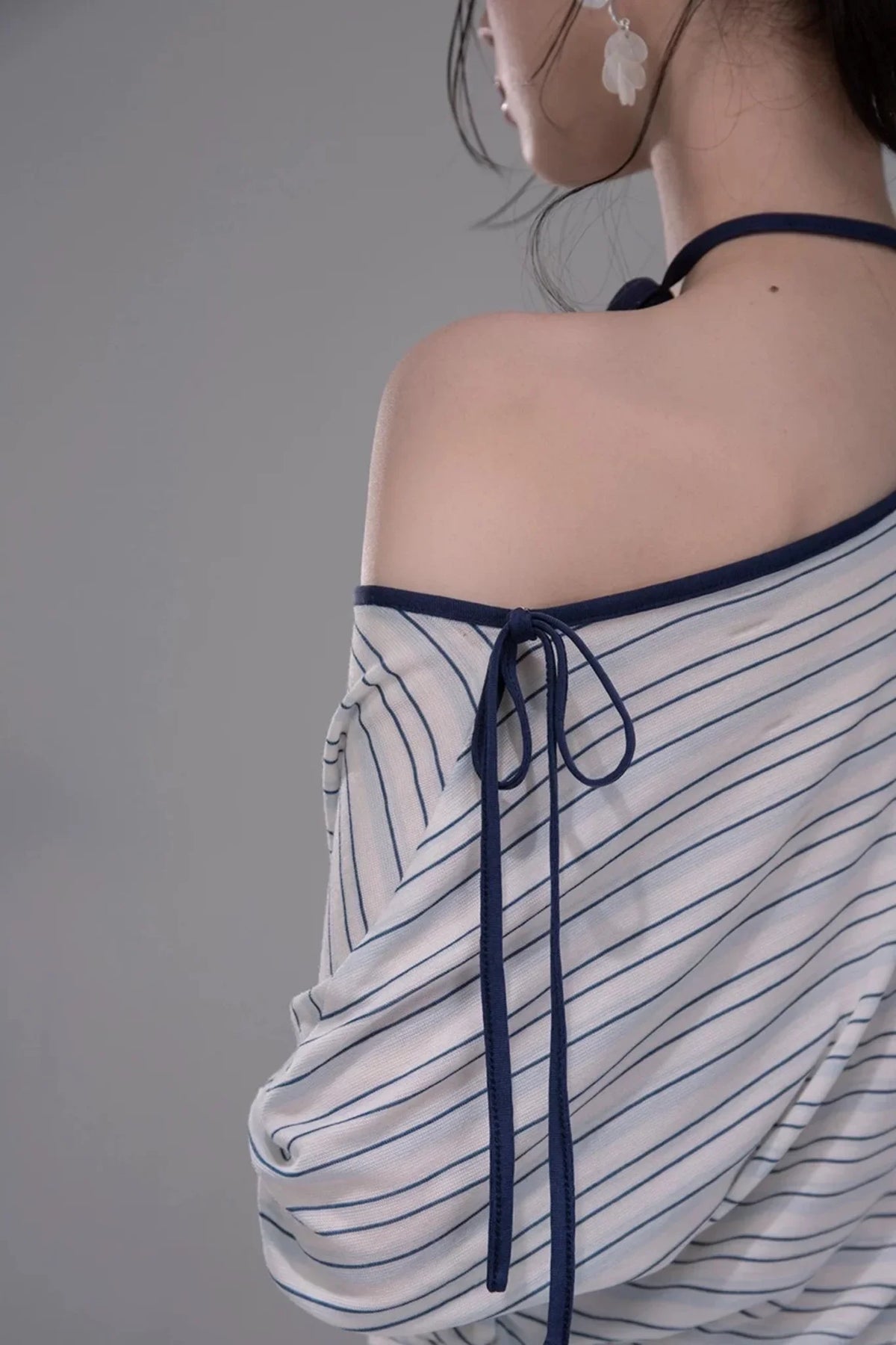 Starfish Off-Shoulder Tee