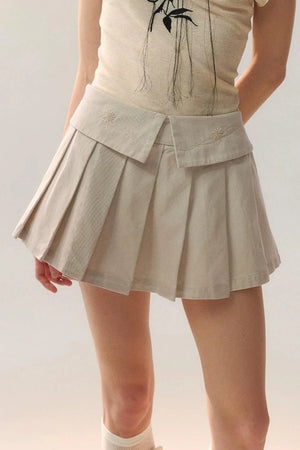 Starry Embroidered Pleated Skirt
