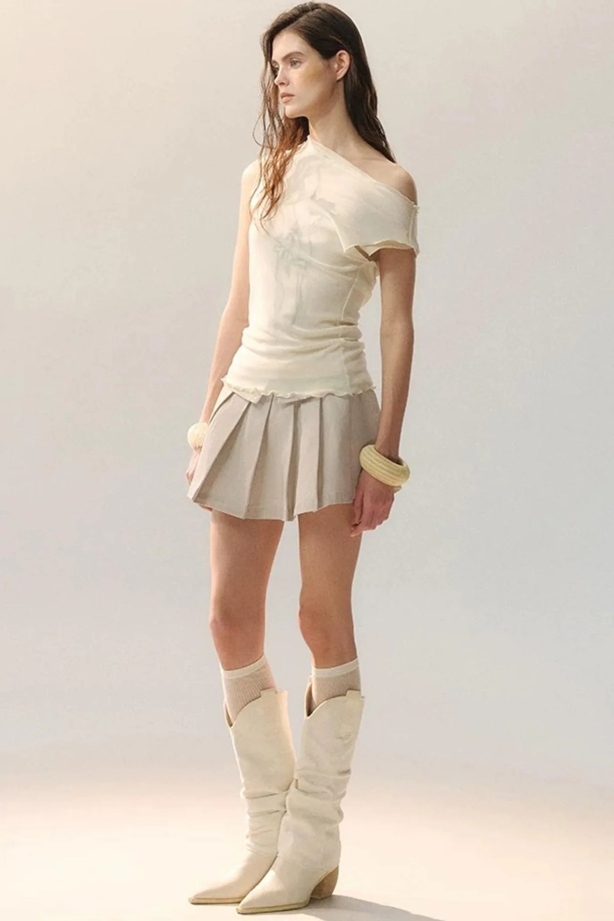 Starry Embroidered Pleated Skirt