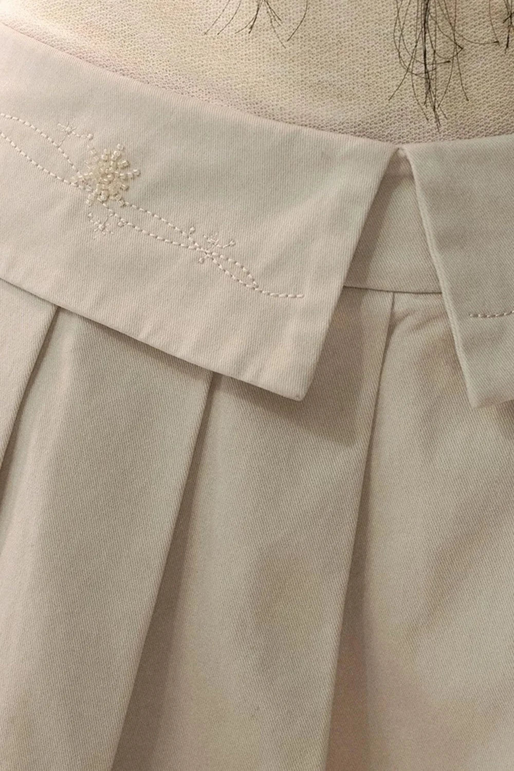Starry Embroidered Pleated Skirt