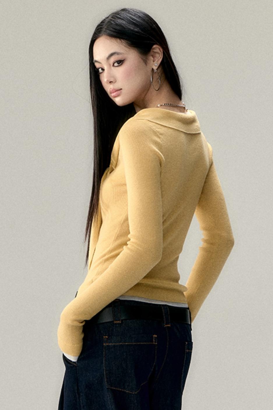 Straight Shoulder Knit Top
