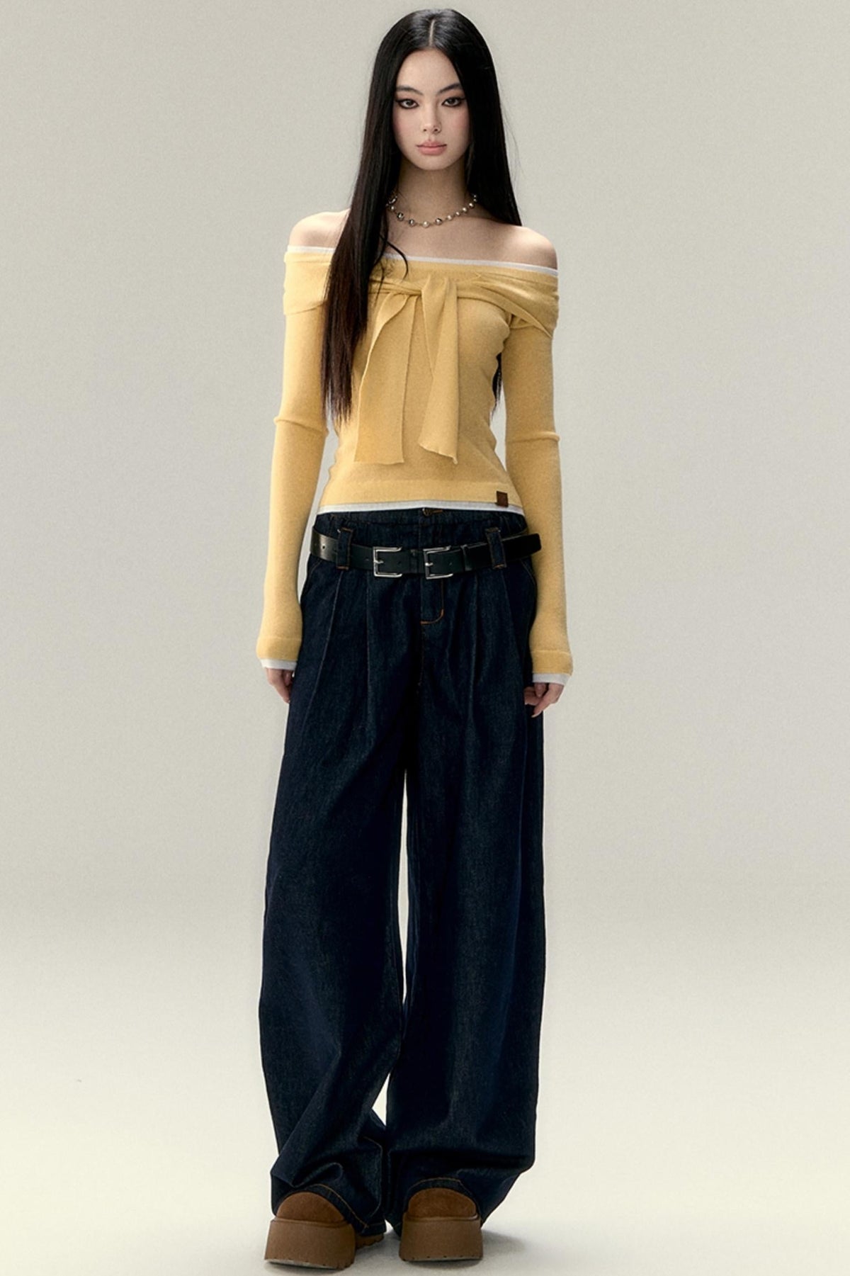 Straight Shoulder Knit Top