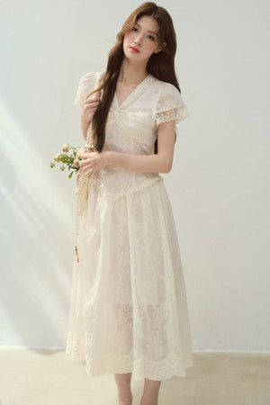 Sunlight Lace Waist-Cinching Dress