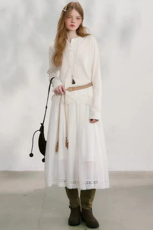 Swaying Silhouette Lace Top