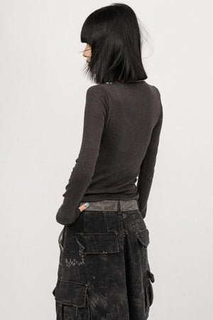 Sweet and Cool Gray Long-Sleeved Top