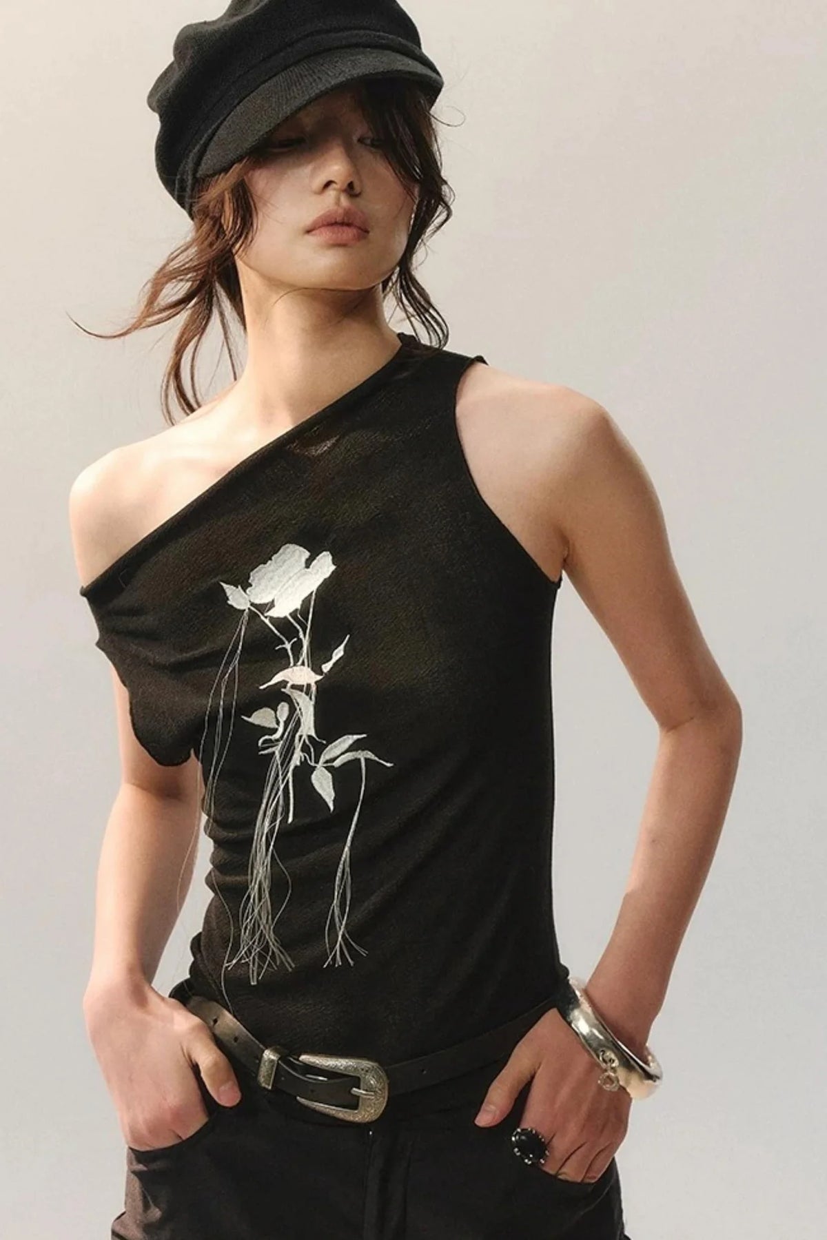 Tassel Embroidery Knit Top