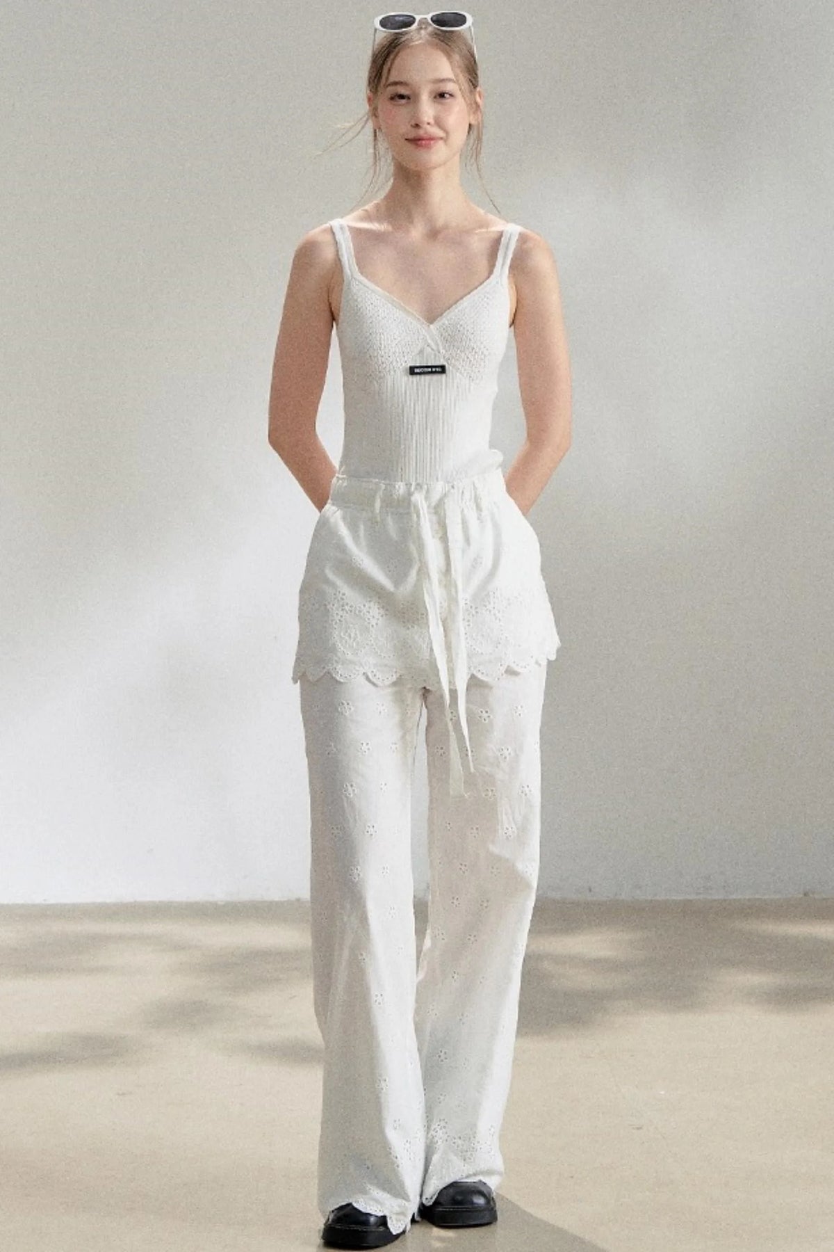 Textured White V-Neck Knitted Suspender Top