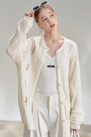 Textured White V-Neck Knitted Suspender Top