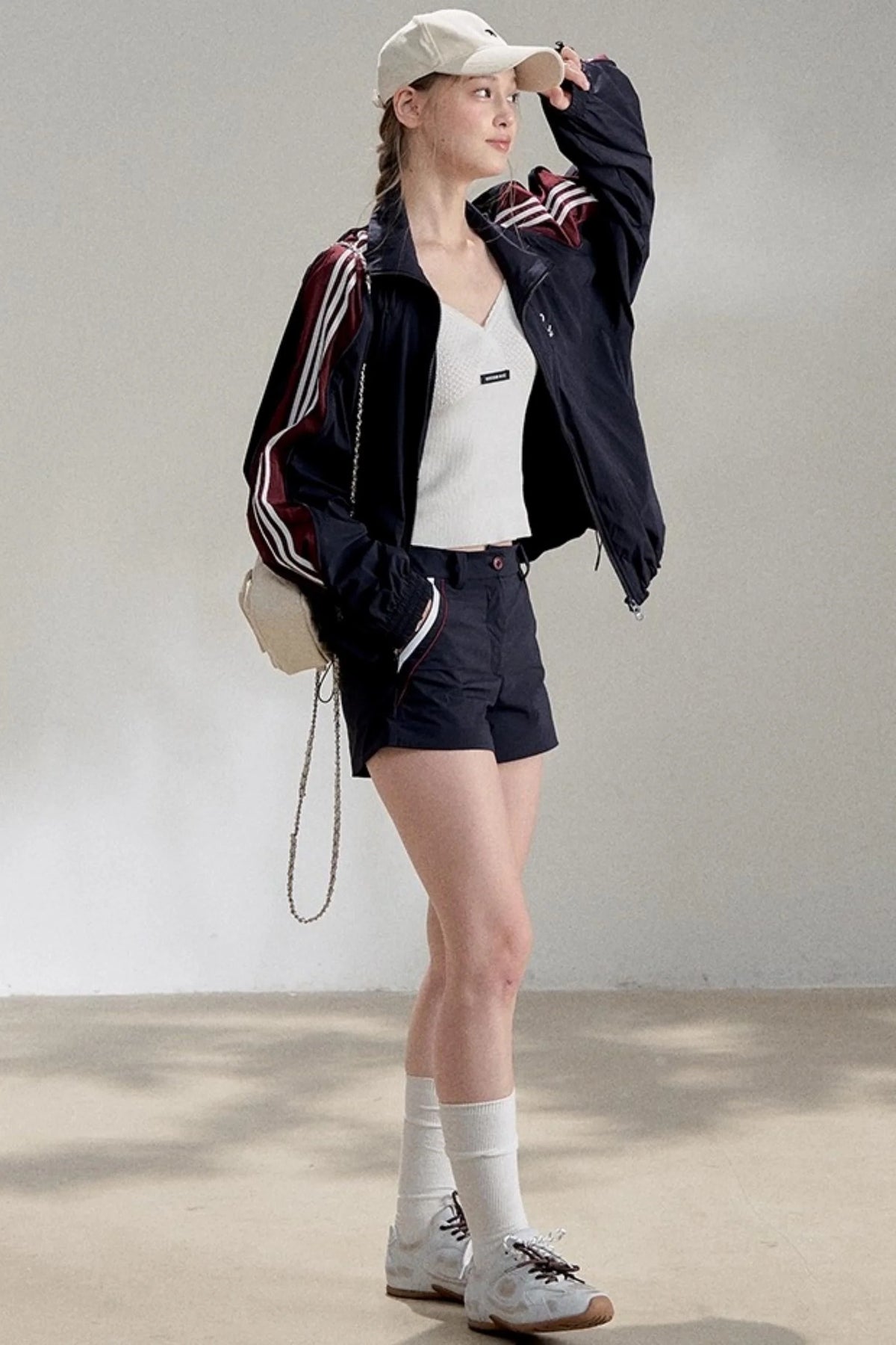 Textured White V-Neck Knitted Suspender Top