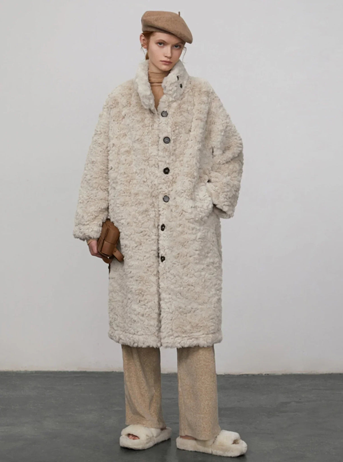 Thick mid length fur integrated coat