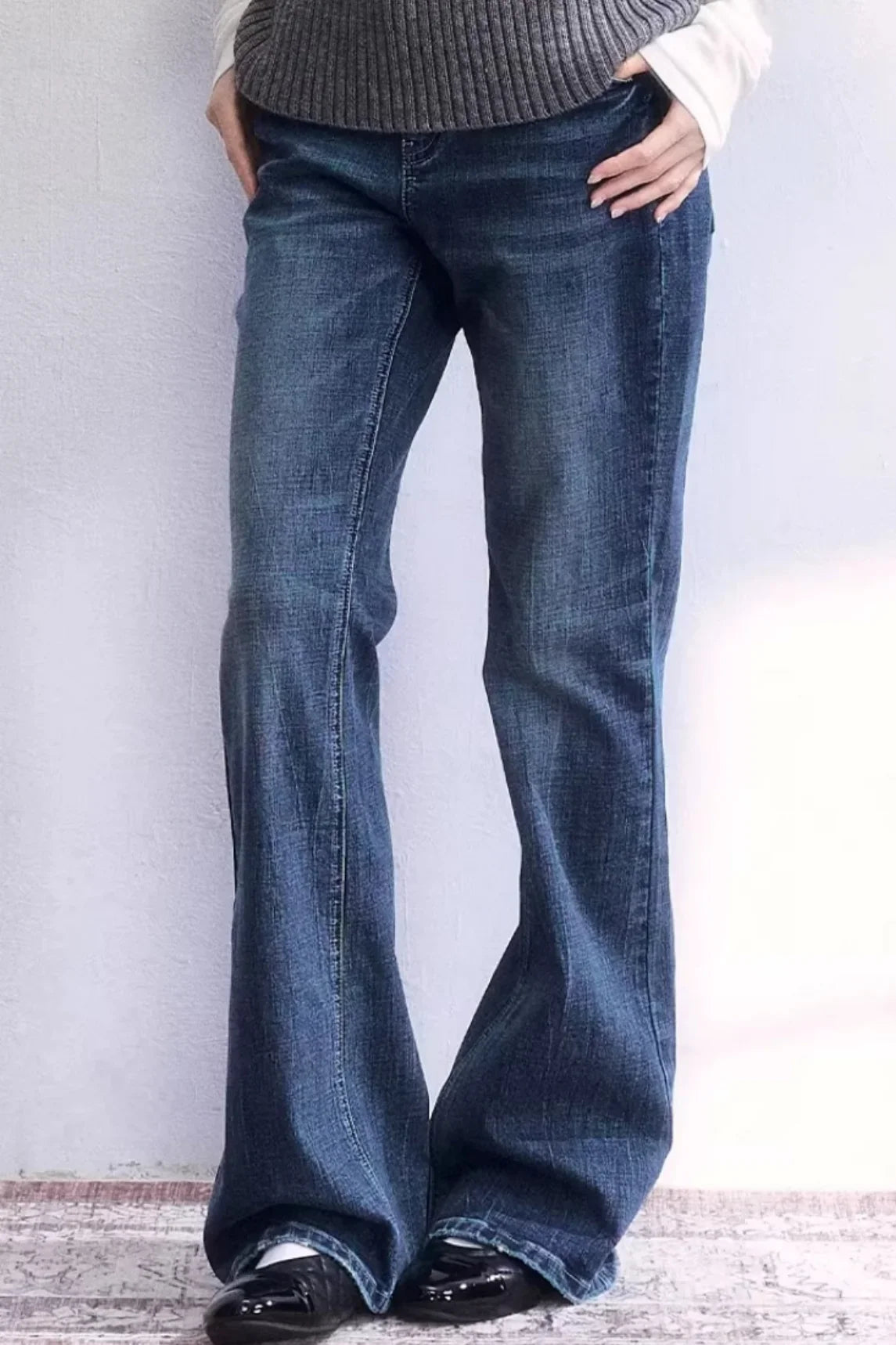 Thin Language Washed Denim Pants